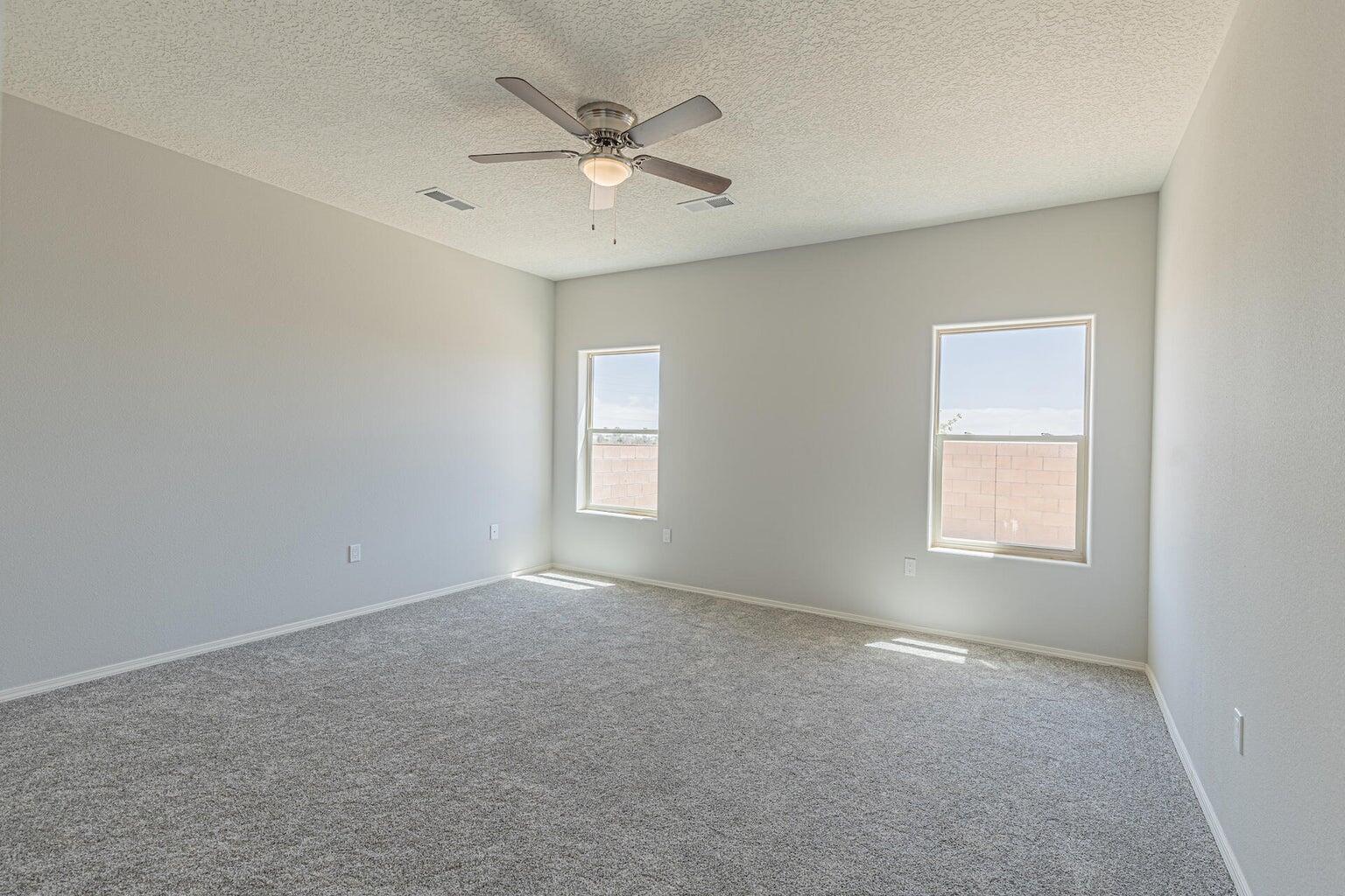 970 Firewheel Loop, Los Lunas, New Mexico image 5