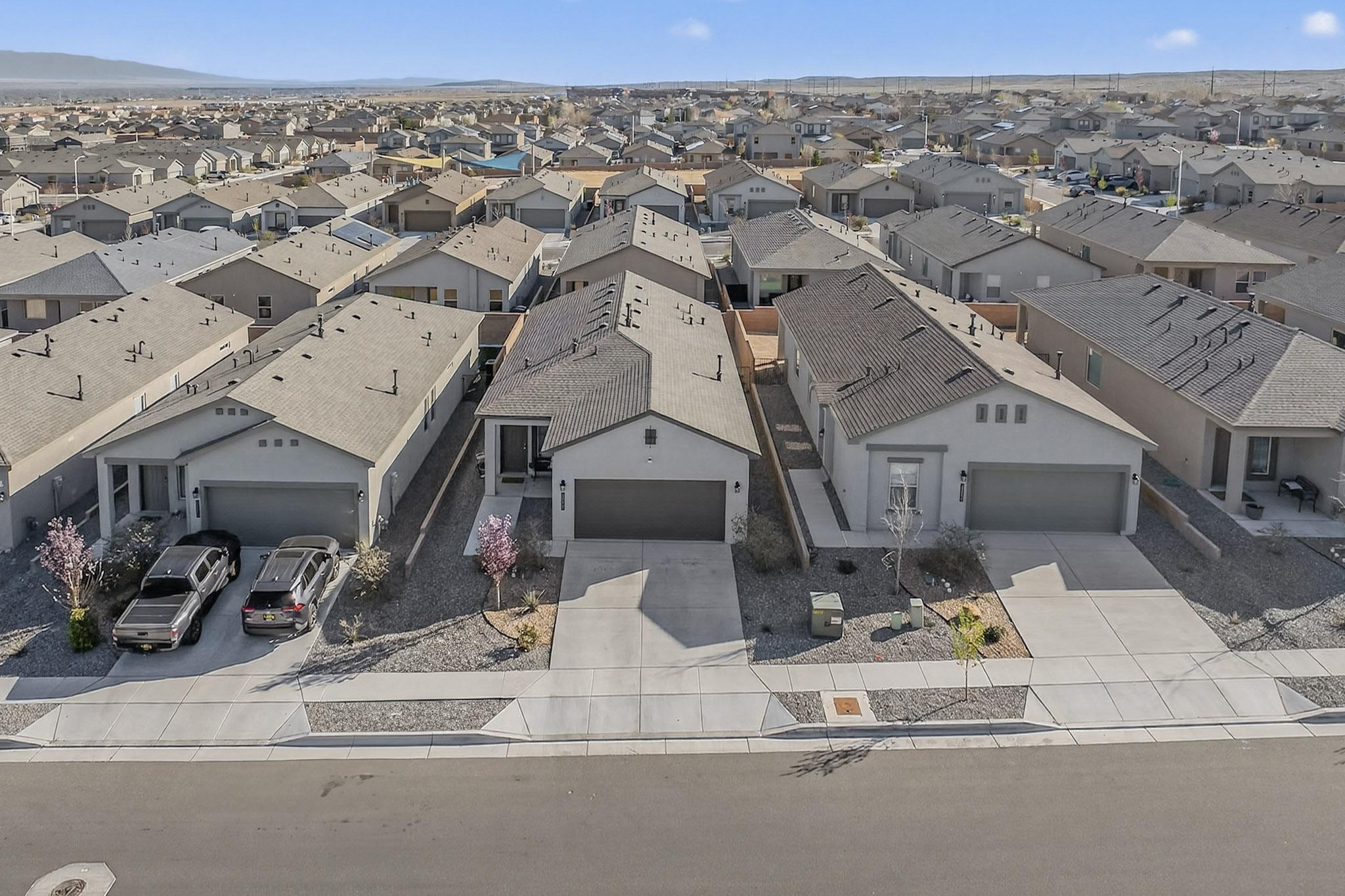 10650 Valedon Lane SW