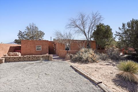 360 Reclining Acres Road Corrales NM 87048