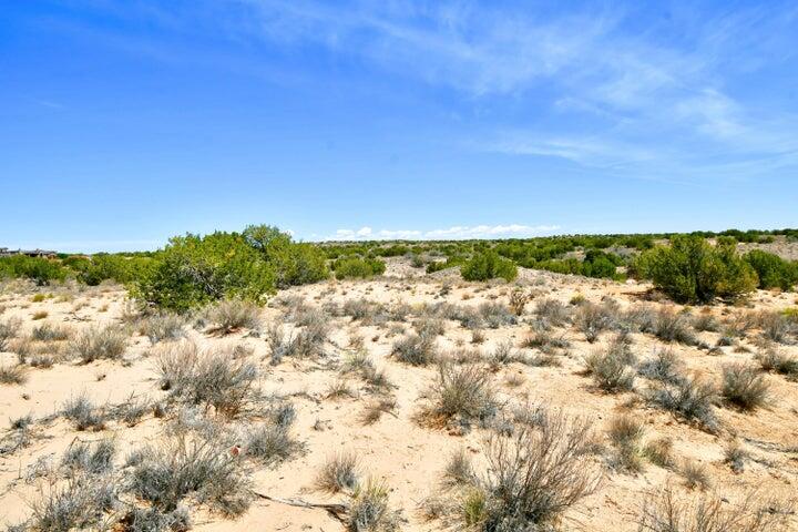 5224 Bachmann Court, Rio Rancho, New Mexico image 2
