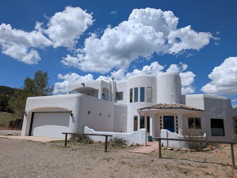 Photo of 10 FRANCISCO Road, Cedar Crest, NM 87008 (MLS # 1086177)