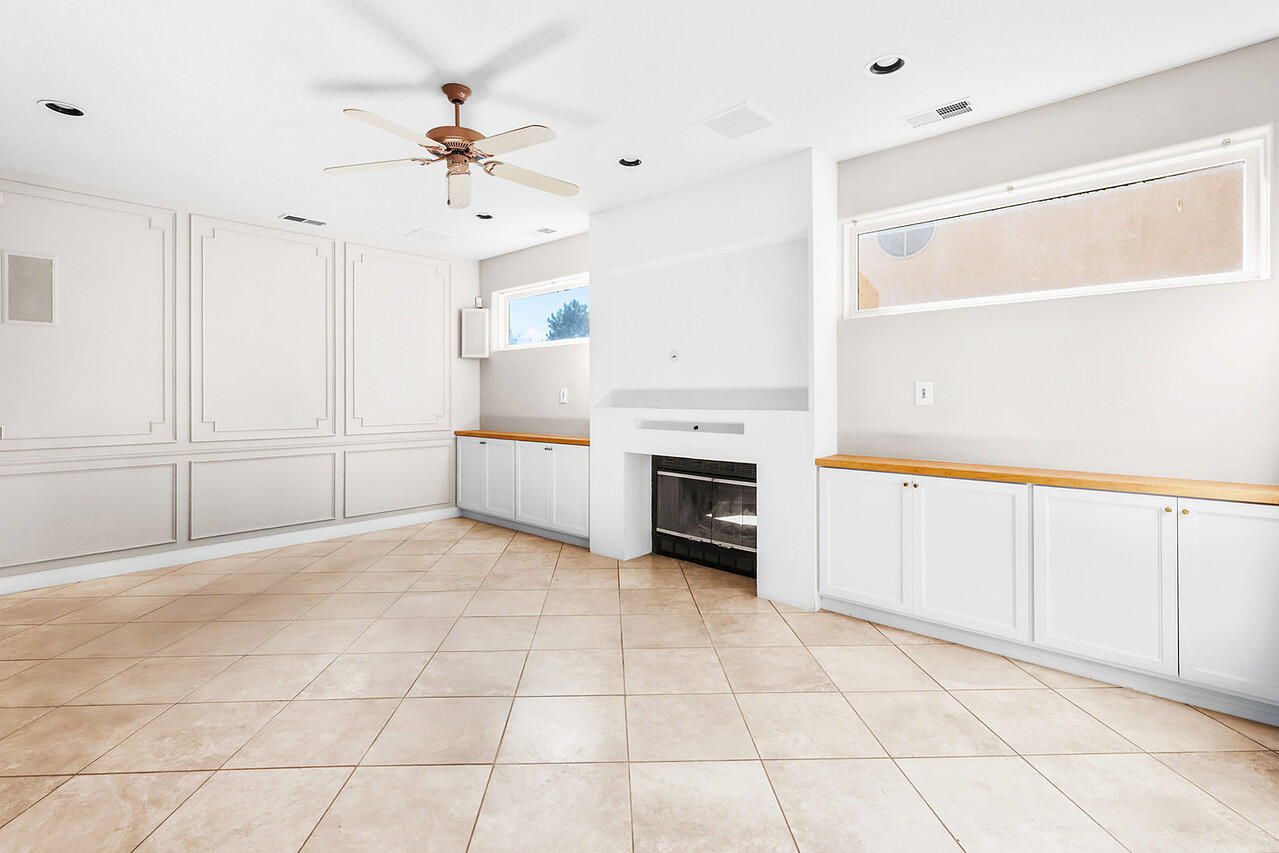 7709 Jacobo Drive NE