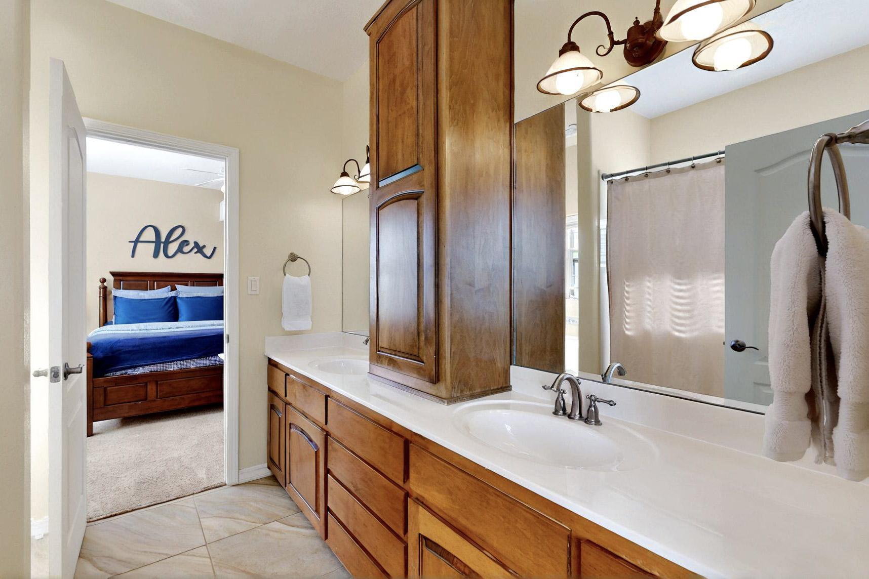 8805 Gypsy Drive, Albuquerque, New Mexico image 34