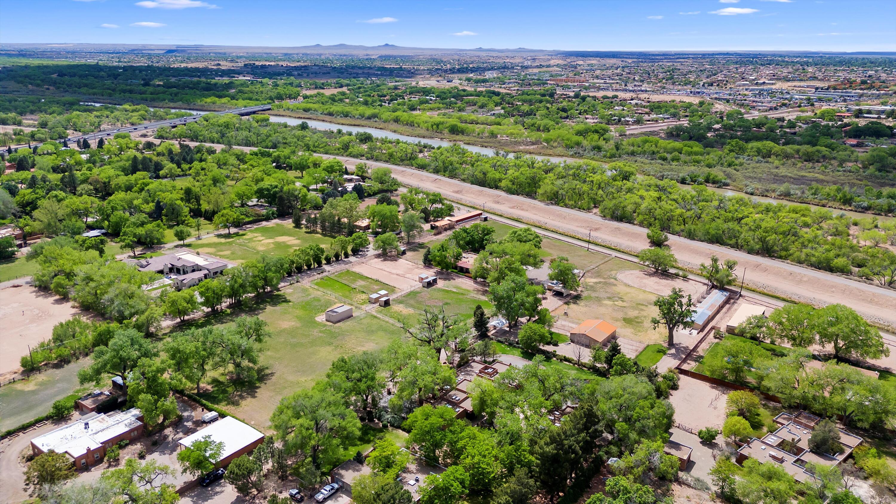 8737 Rio Grande Boulevard, Los Ranchos, New Mexico image 13