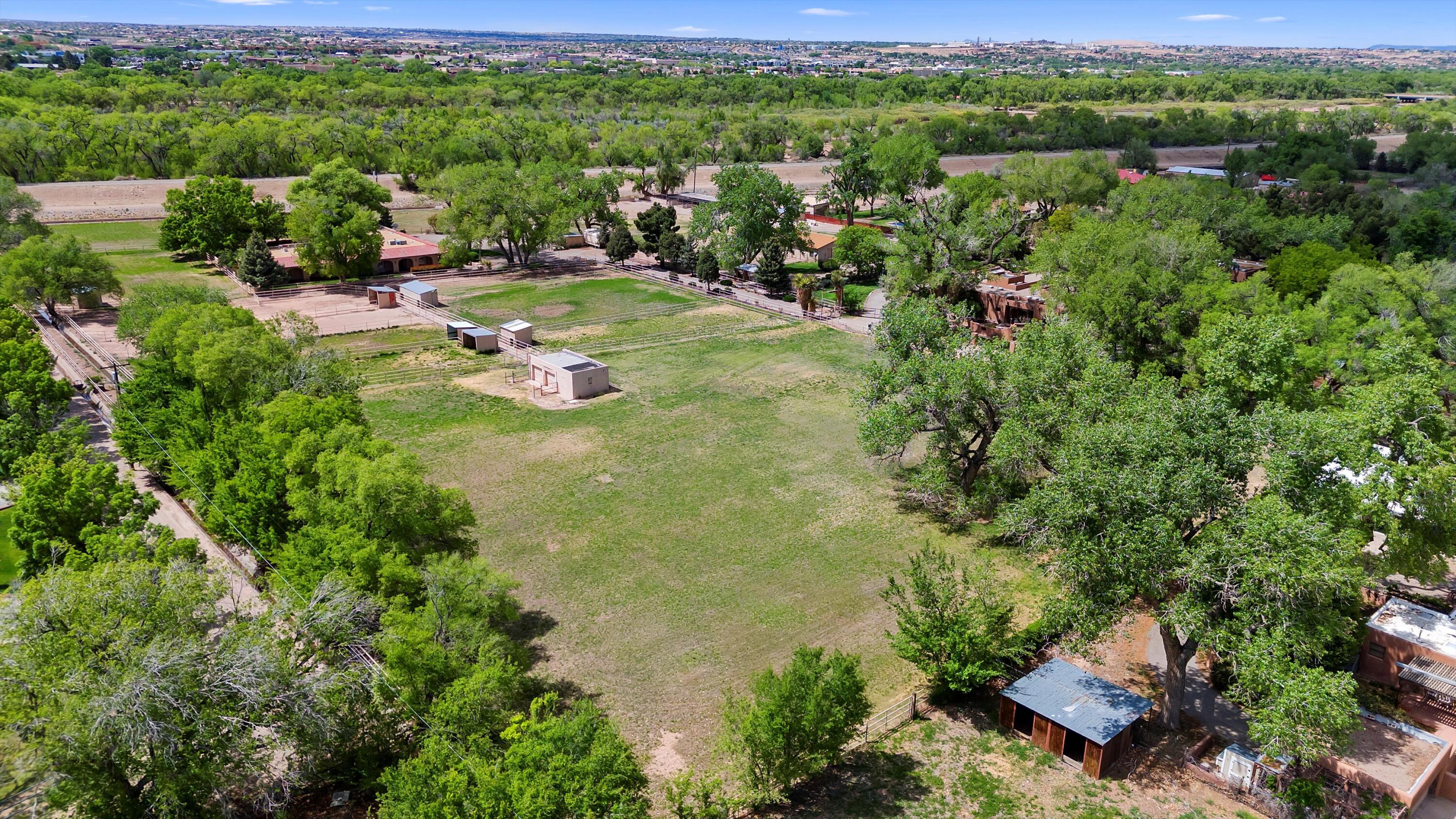 8737 Rio Grande Boulevard, Los Ranchos, New Mexico image 8