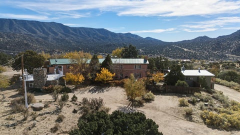 Multifamily For Sale - 24 Matisse Road<br/> Bernalillo County, Albuquerque, NM 87123