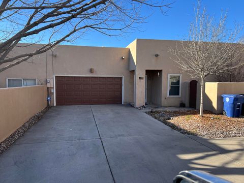 Photo of 423 Phoenix Avenue NW, Albuquerque, NM 87107 (MLS # 1096623)