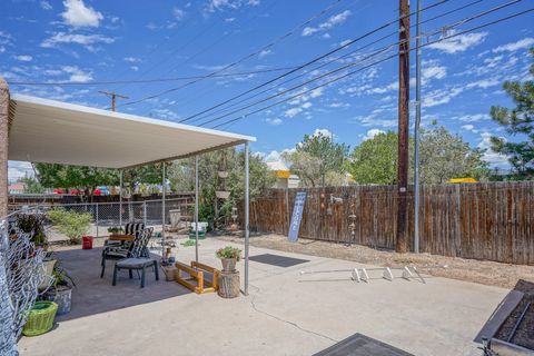 416 Kentucky Street SE Albuquerque NM 87108