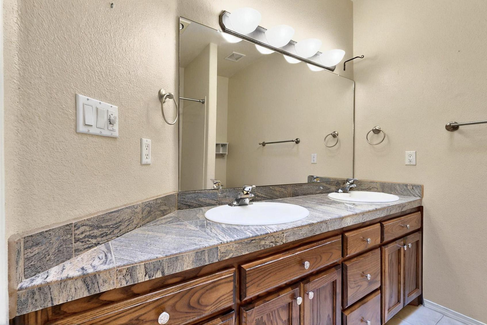 909 Bosque Road, Albuquerque, New Mexico image 19