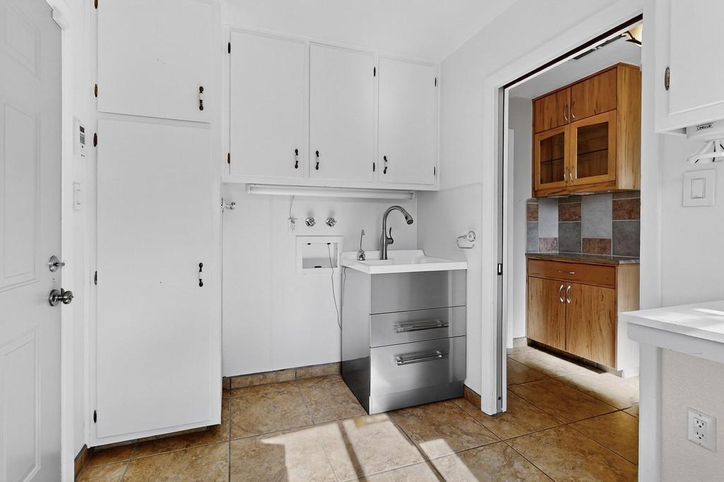 8232 Avenida La Prestina, Albuquerque, New Mexico image 18
