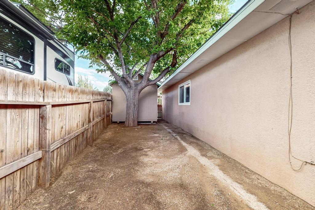 8232 Avenida La Prestina, Albuquerque, New Mexico image 44