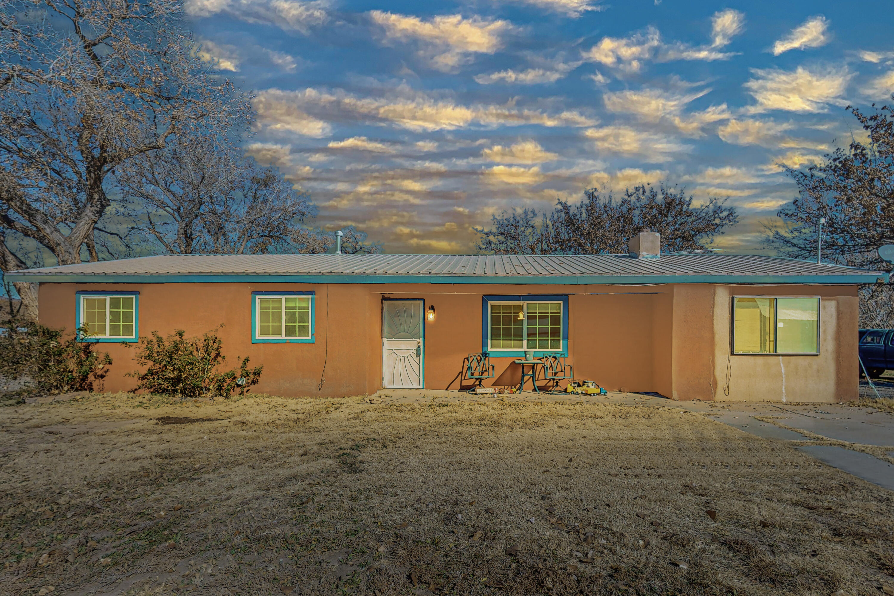 4628 Franklin Road, Los Lunas, New Mexico image 1