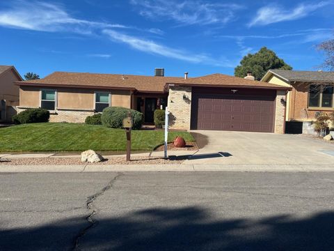 Photo of 5523 Vista Sandia NE, Albuquerque, NM 87122 (MLS # 1100014)