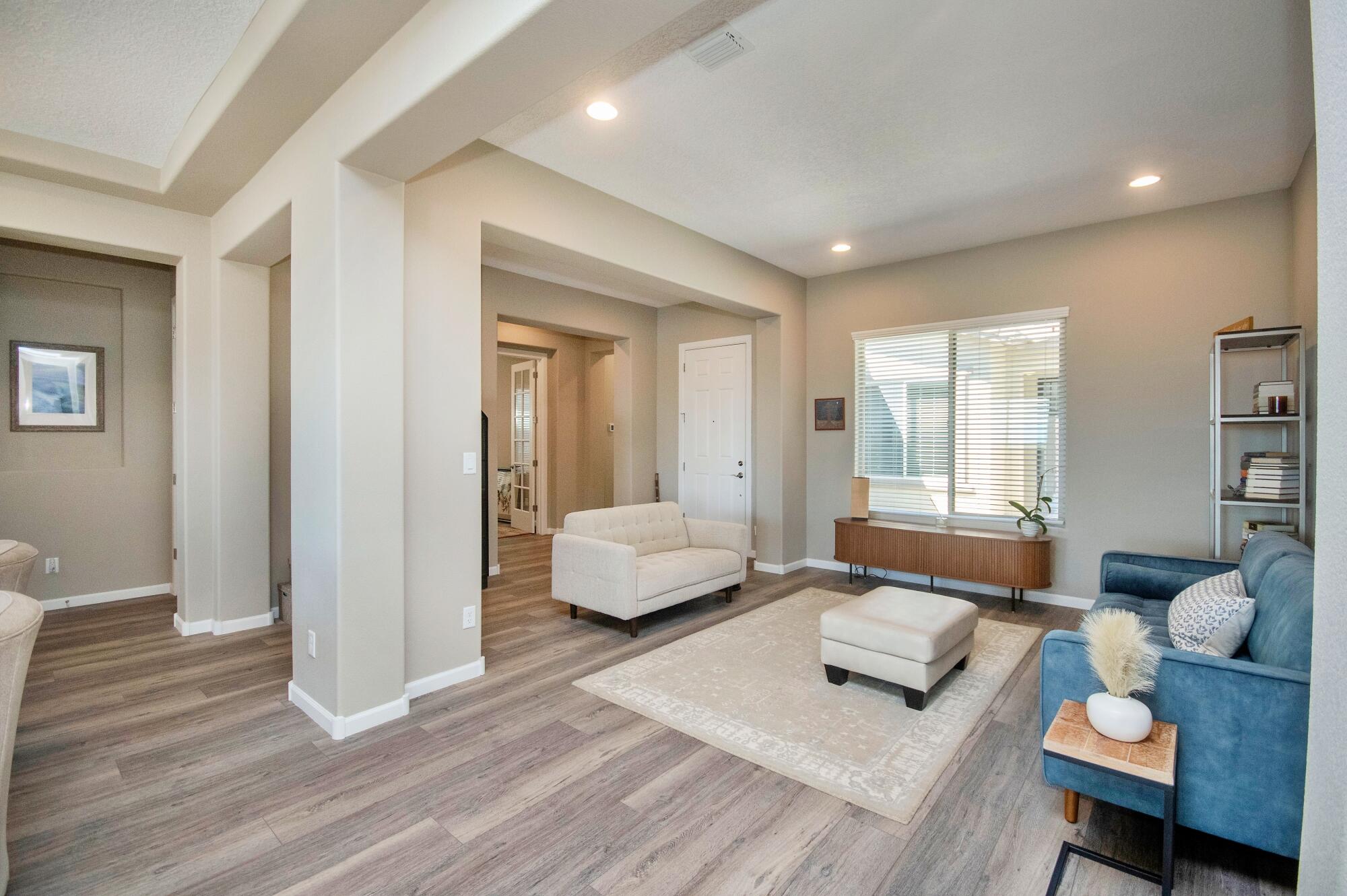 1604 Deer Valley Trail NW