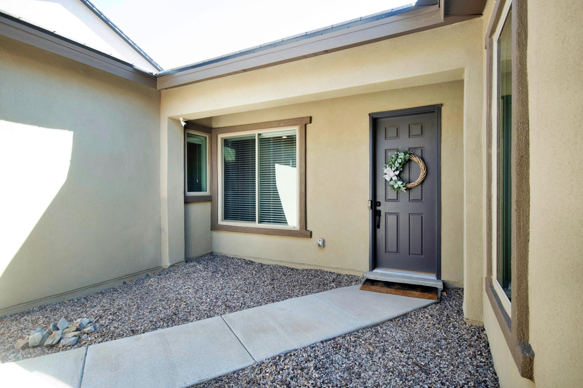 1604 Deer Valley Trail NW