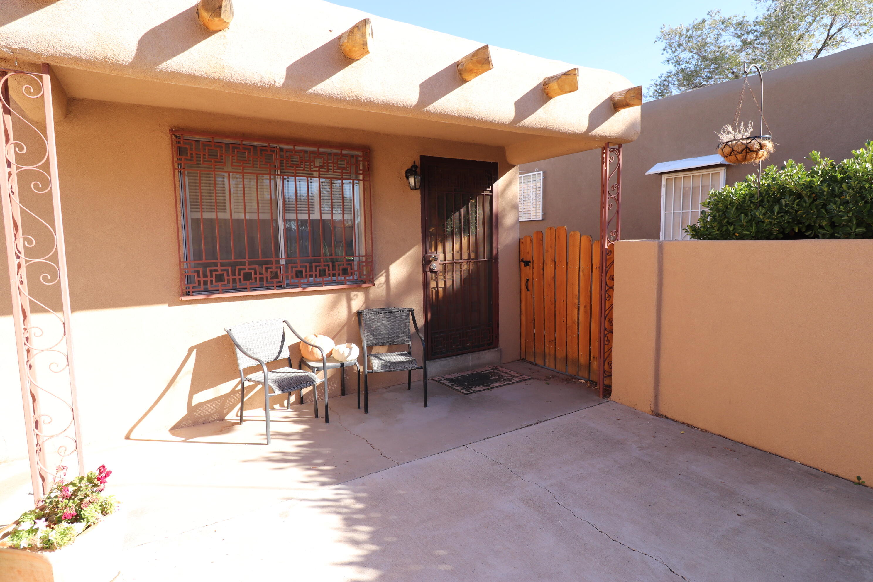 702 Dallas Street, Albuquerque, New Mexico image 5