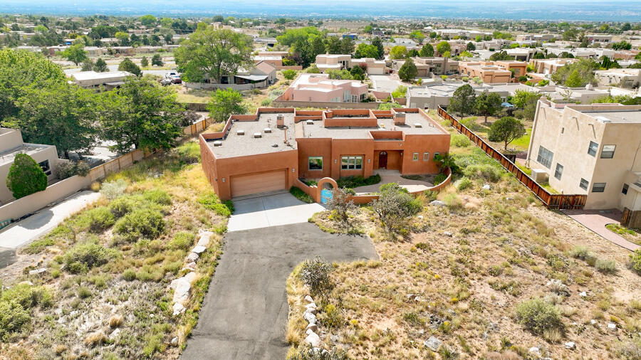 908 Tramway Lane, Albuquerque, New Mexico image 3