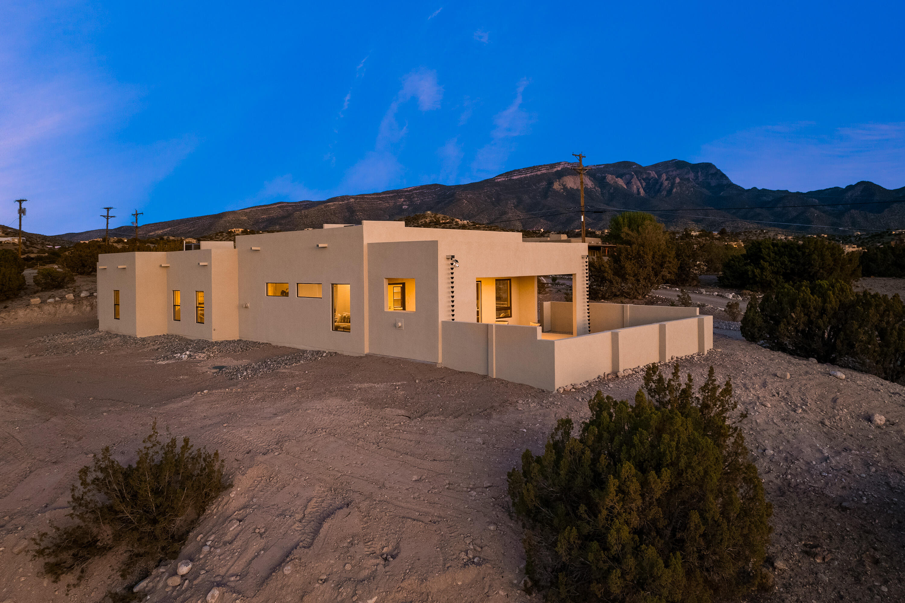 9 E Calle Flores, Placitas, New Mexico image 2