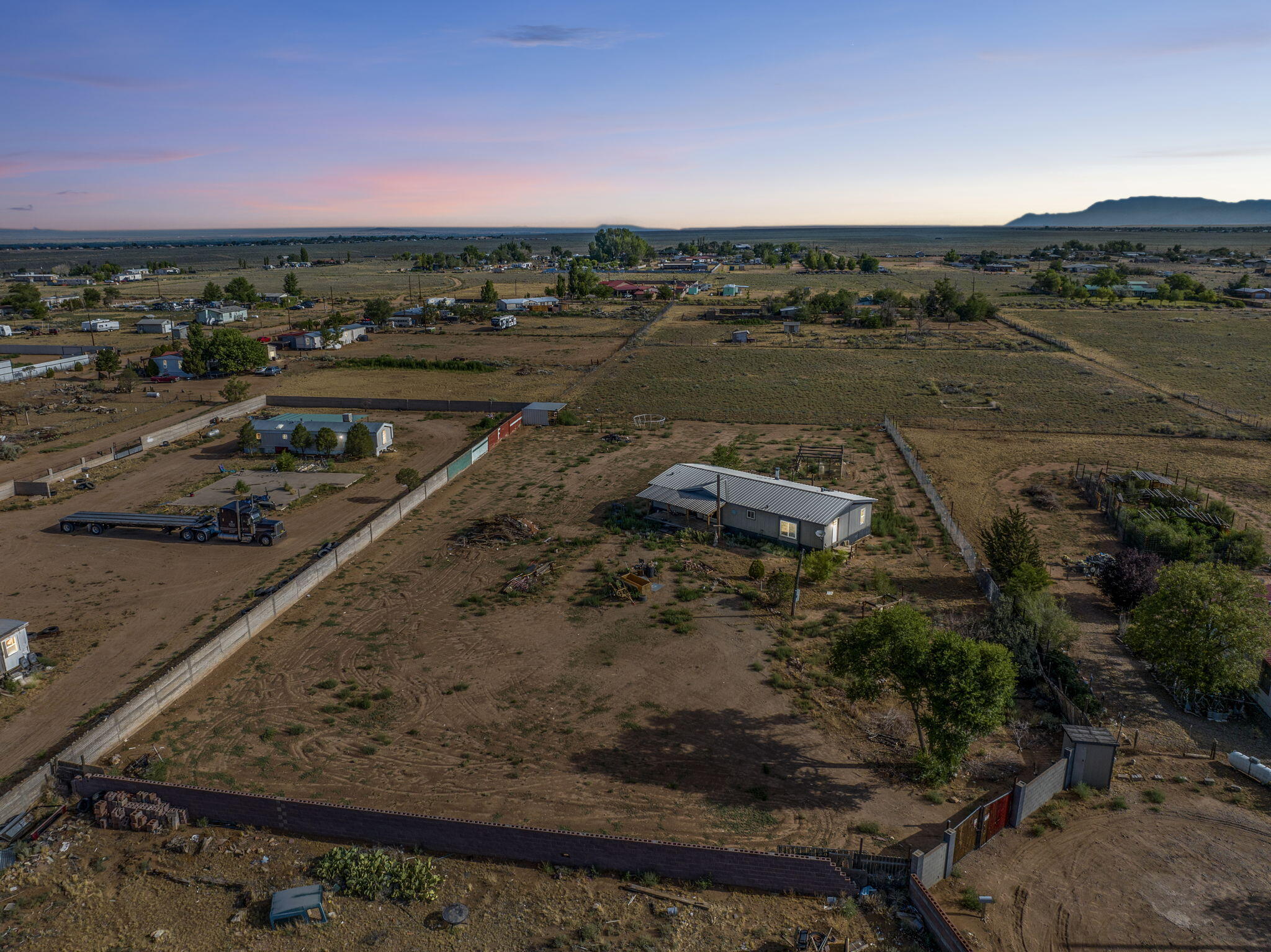 3 Tumble Weed Lane, Los Lunas, New Mexico image 2