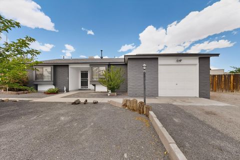 Photo of 160 Timor Road SE, Rio Rancho, NM 87124 (MLS # 1104497)