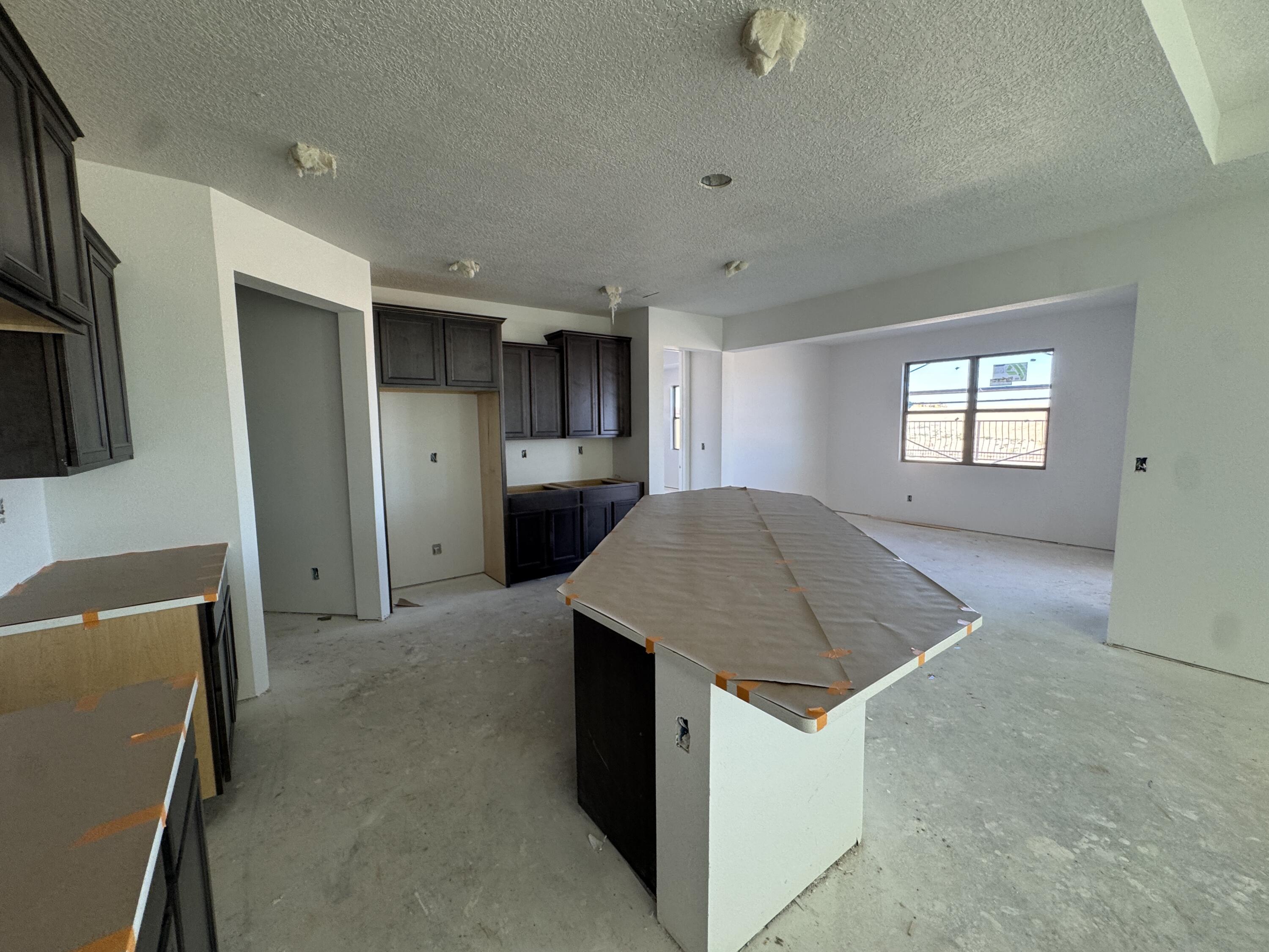 1532 Valle De Colores Road NW