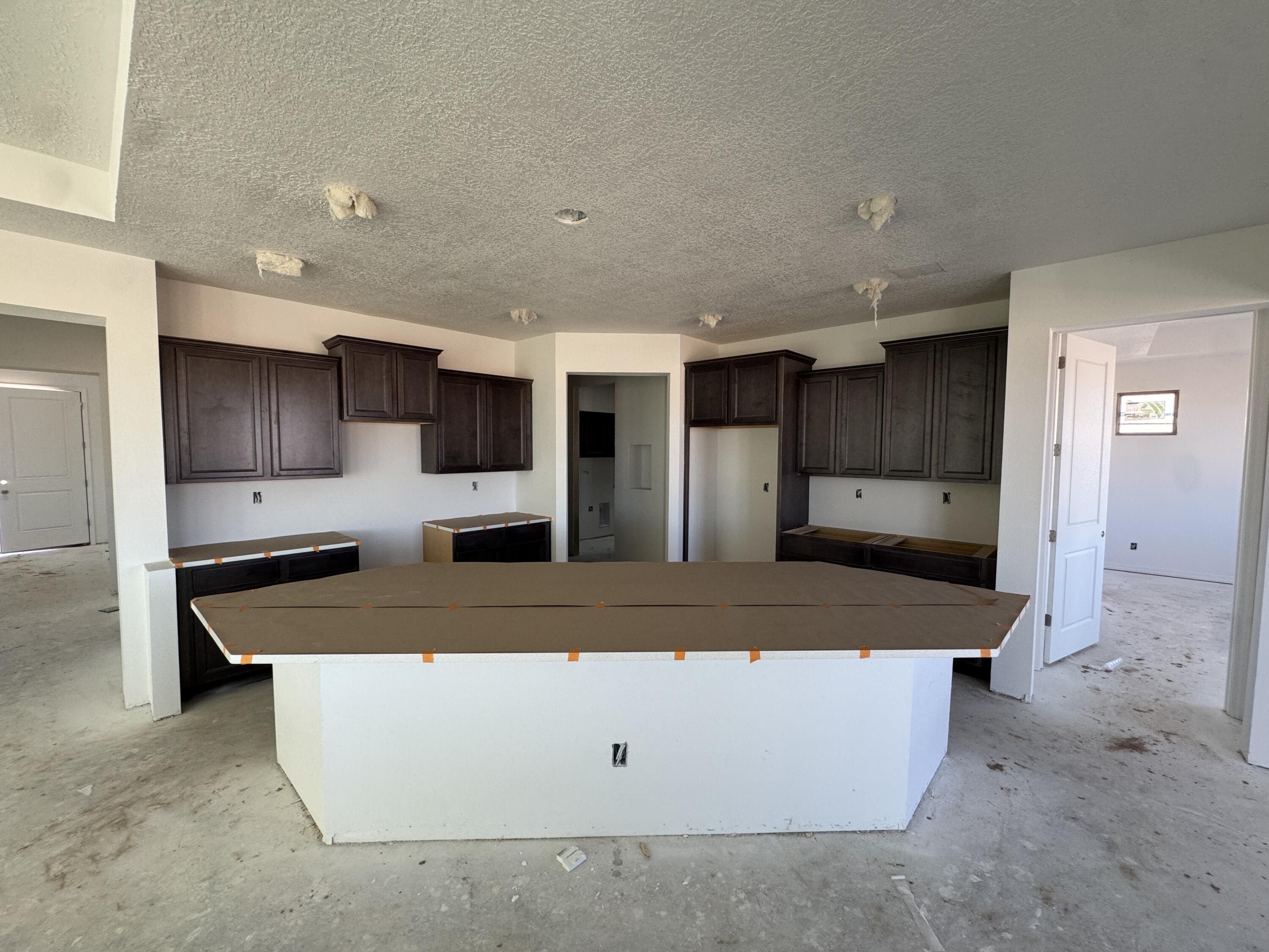 1532 Valle De Colores Road NW