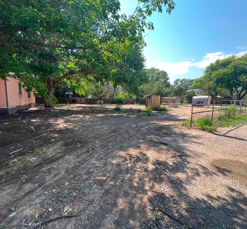 1835 Winchester Drive, Bosque Farms, New Mexico image 3