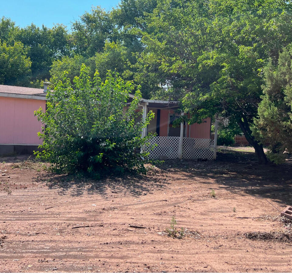 1835 Winchester Drive, Bosque Farms, New Mexico image 6