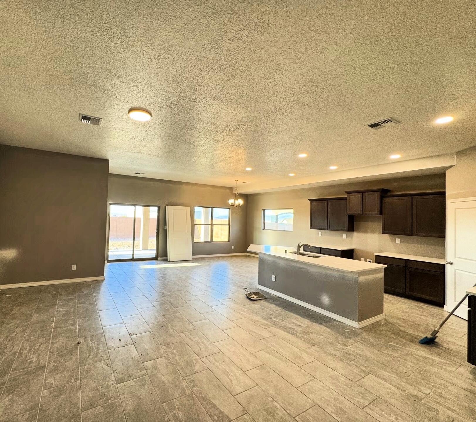 4816 Manzano Peak Street, Los Lunas, New Mexico image 3