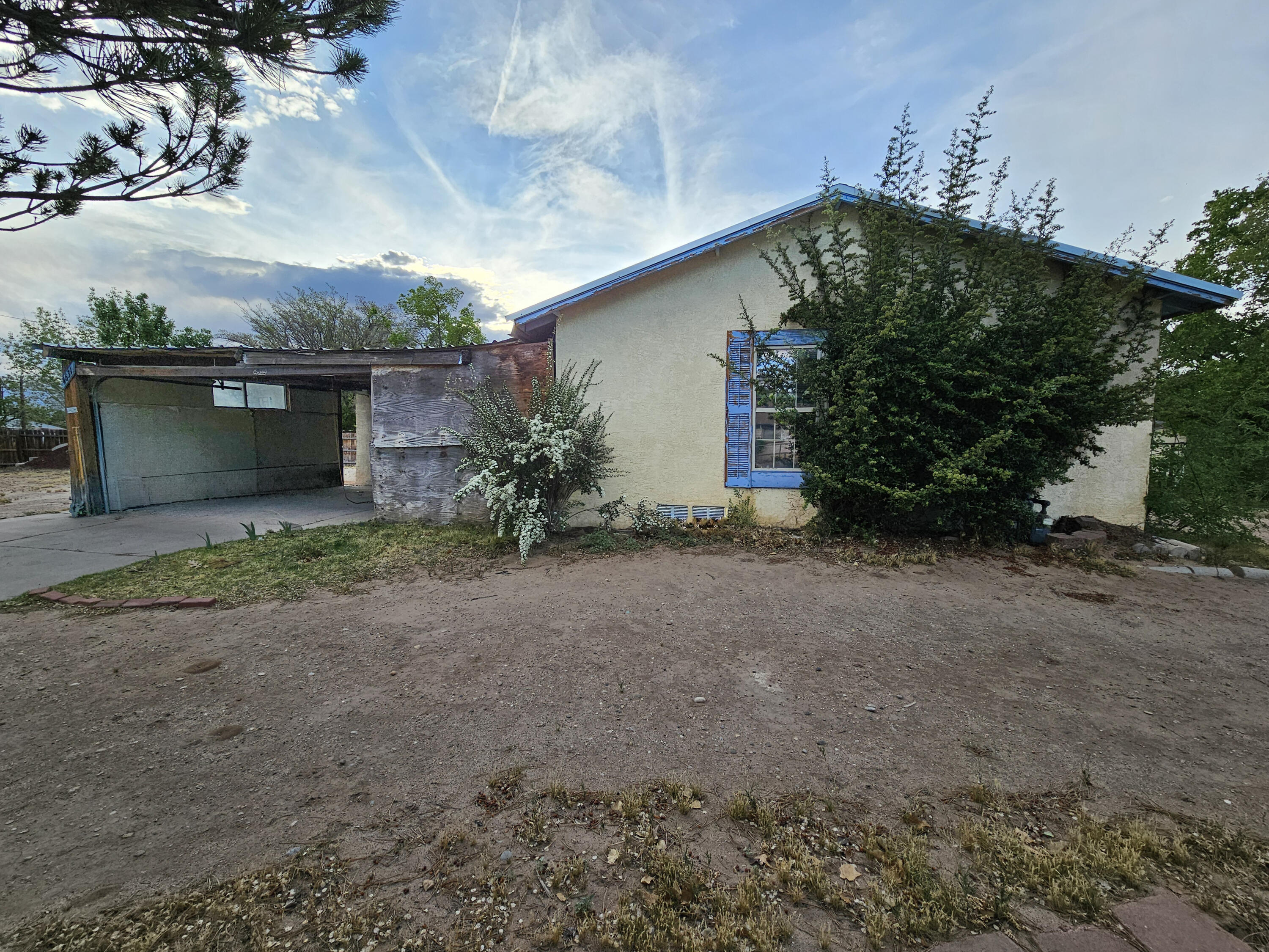 4631 Sun Valley Drive SW