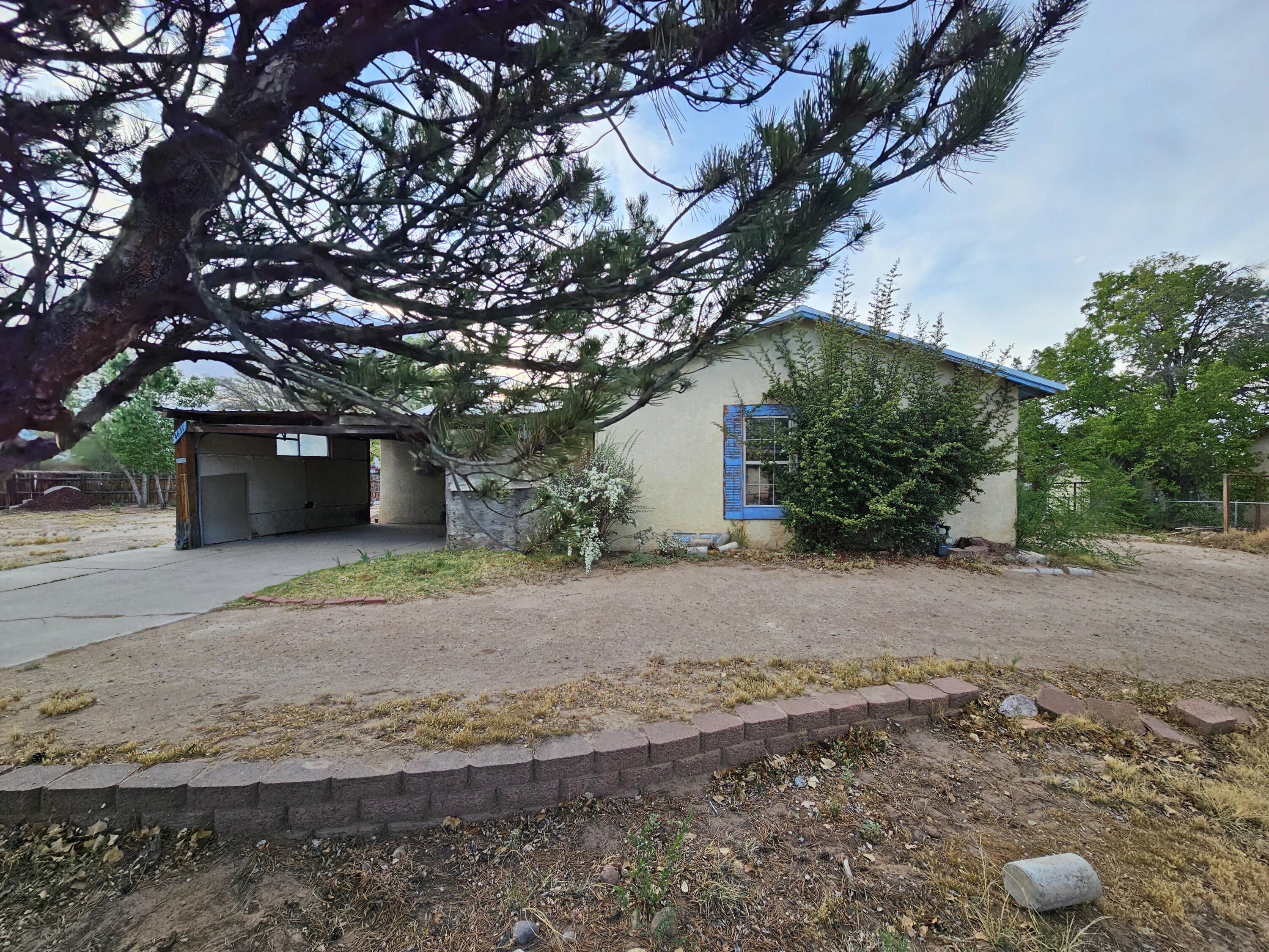 4631 Sun Valley Drive SW