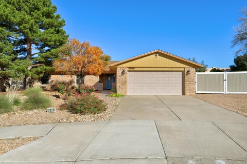 Photo of 7915 Puritan Court NE, Albuquerque, NM 87109 (MLS # 1112459)