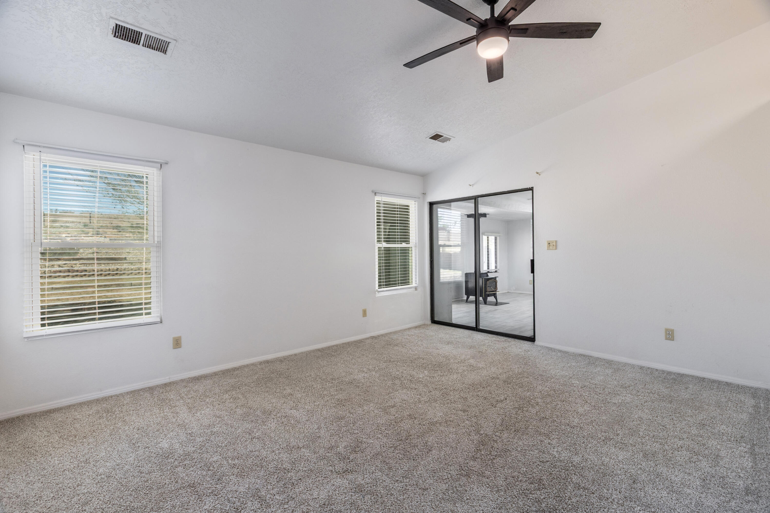 309 Asbury Road NE