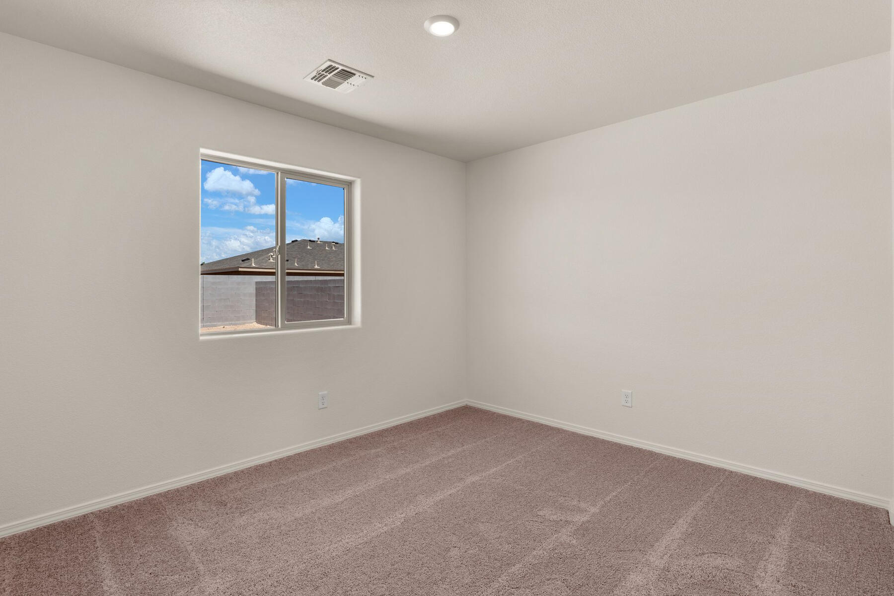 2501 Calle Del Los Claveles, Belen, New Mexico image 9