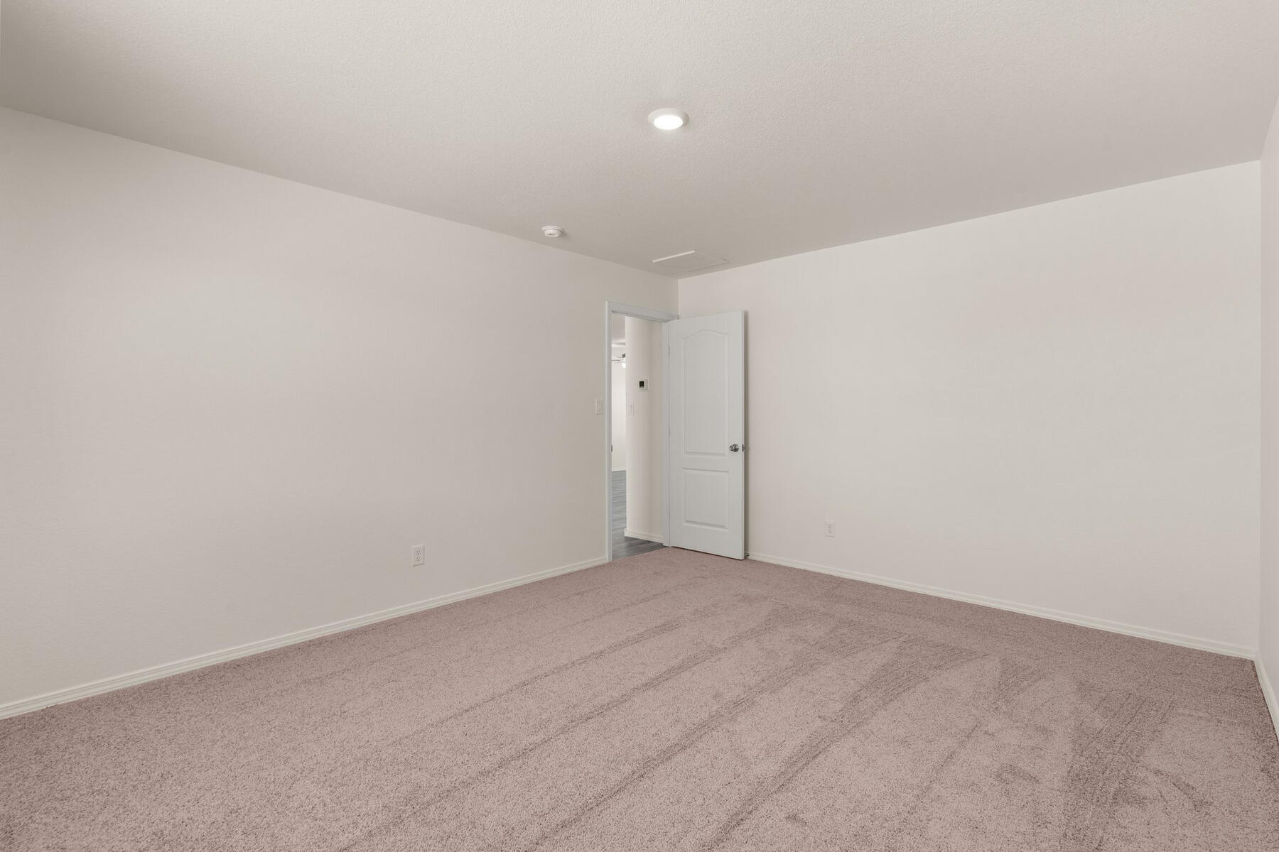 2501 Calle Del Los Claveles, Belen, New Mexico image 7