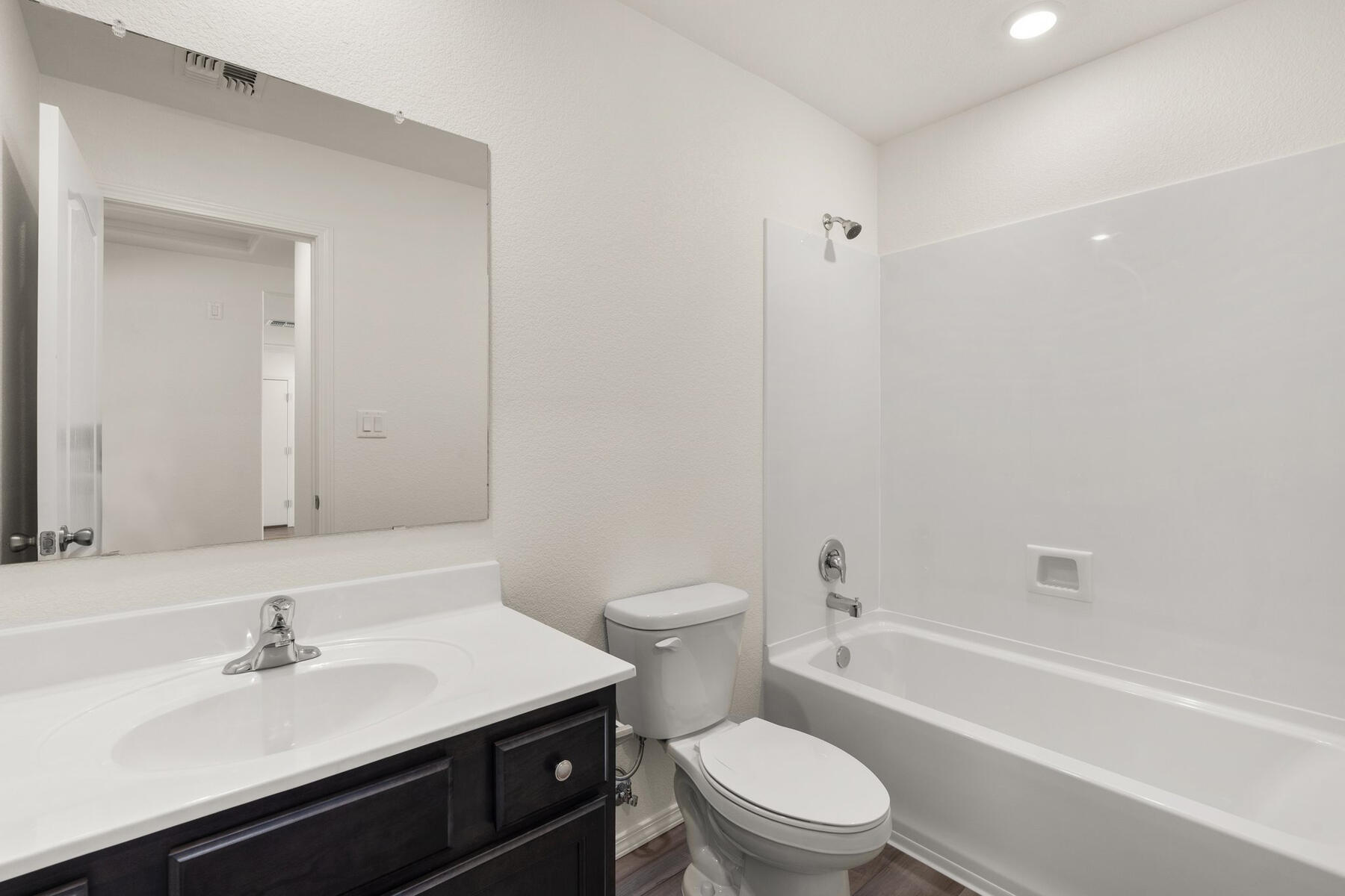 2501 Calle Del Los Claveles, Belen, New Mexico image 10