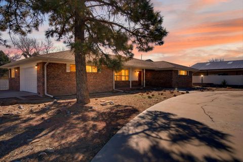 Photo of 108 N Columbia Avenue, Moriarty, NM 87035 (MLS # 1098007)