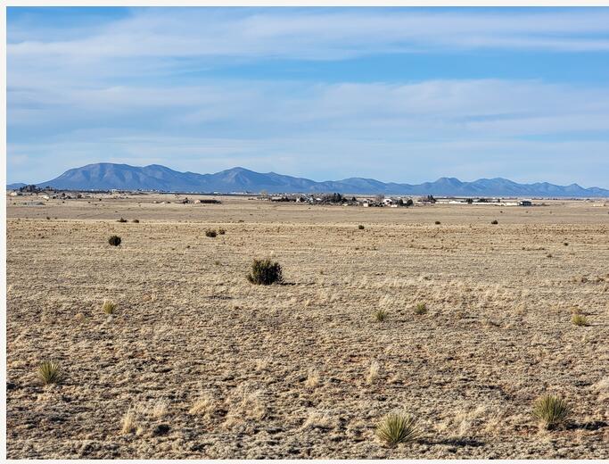 Photo 1 of 2 — 9 Chavez Road, Moriarty, NM 87035