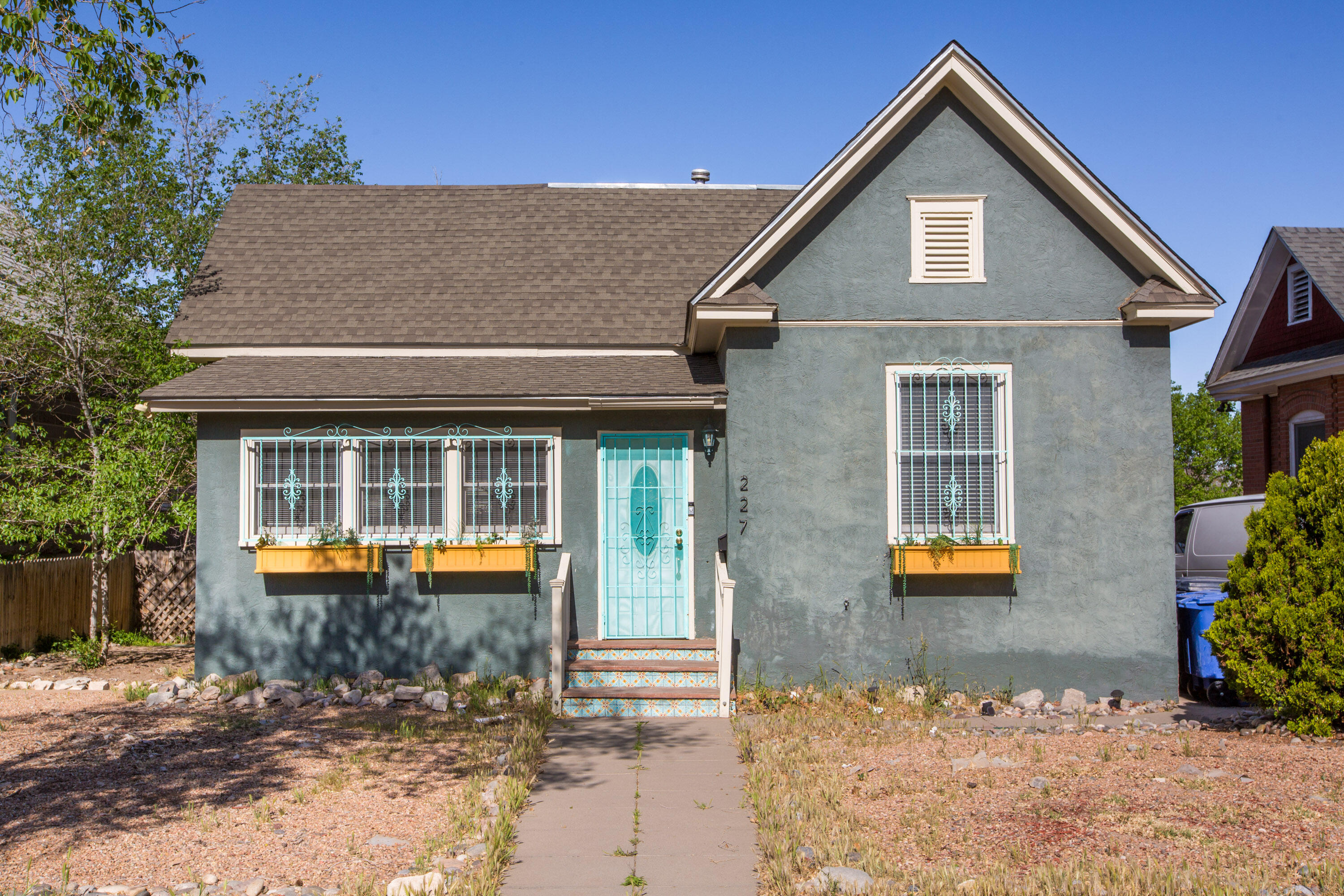 View Albuquerque, NM 87102 house