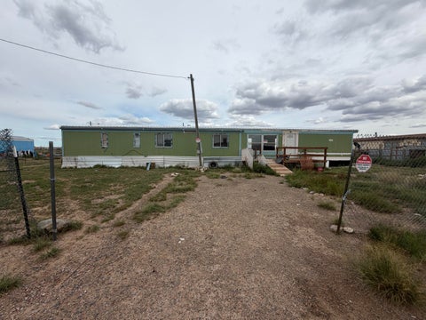 Mobile Home For Sale - 4 Kansas Court<br/> Moriarty, NM 87035