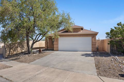 Homes For Sale - 10104 Round Up Place<br/> Bernalillo County, Albuquerque, NM 87121