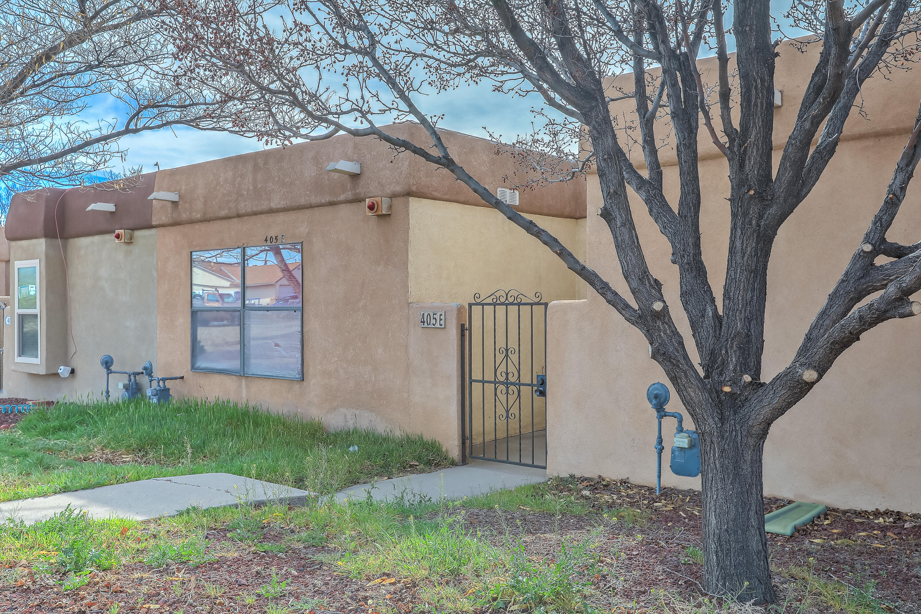 405 Zena Lona Street NE E