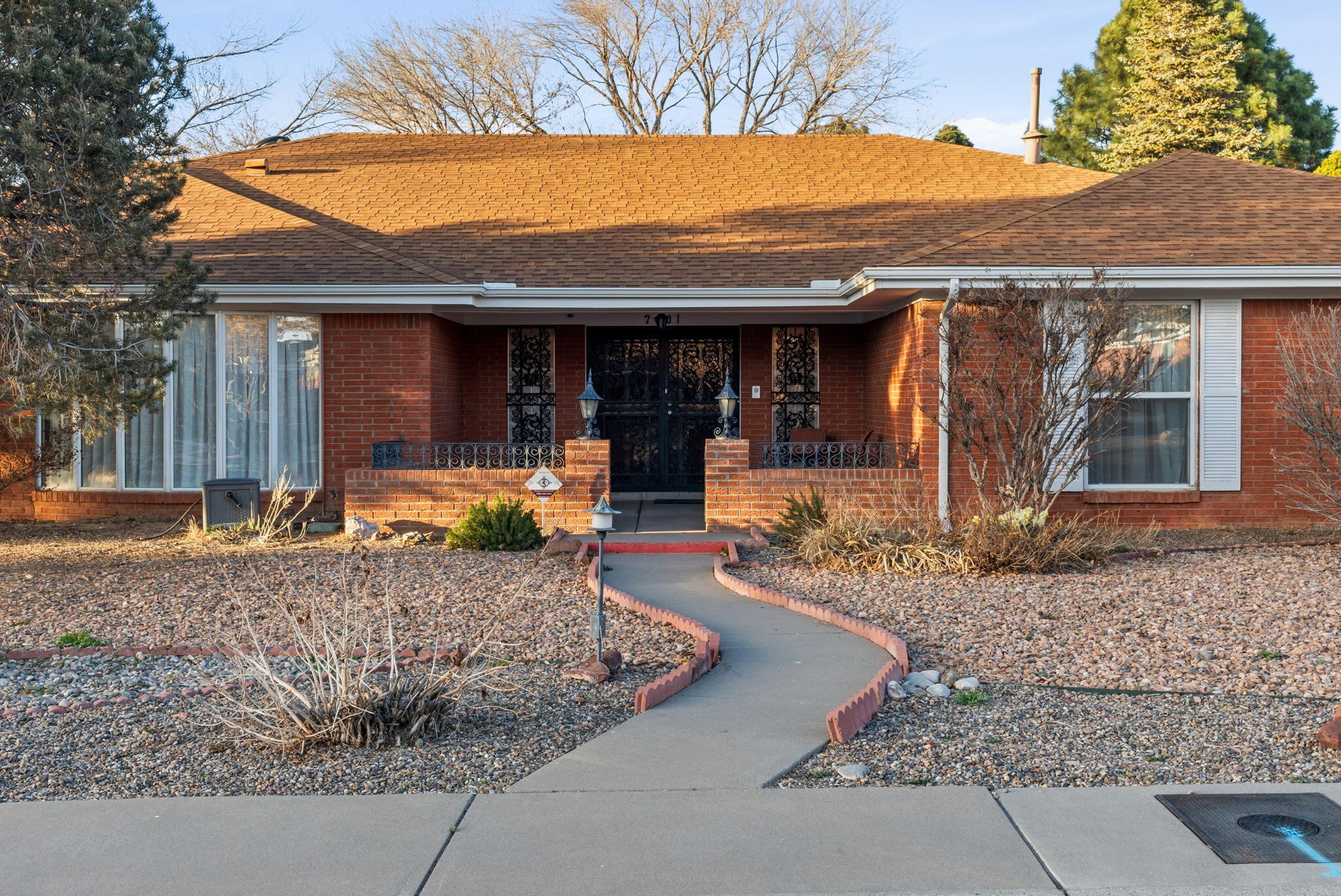 7601 Vista Del Arroyo Avenue NE