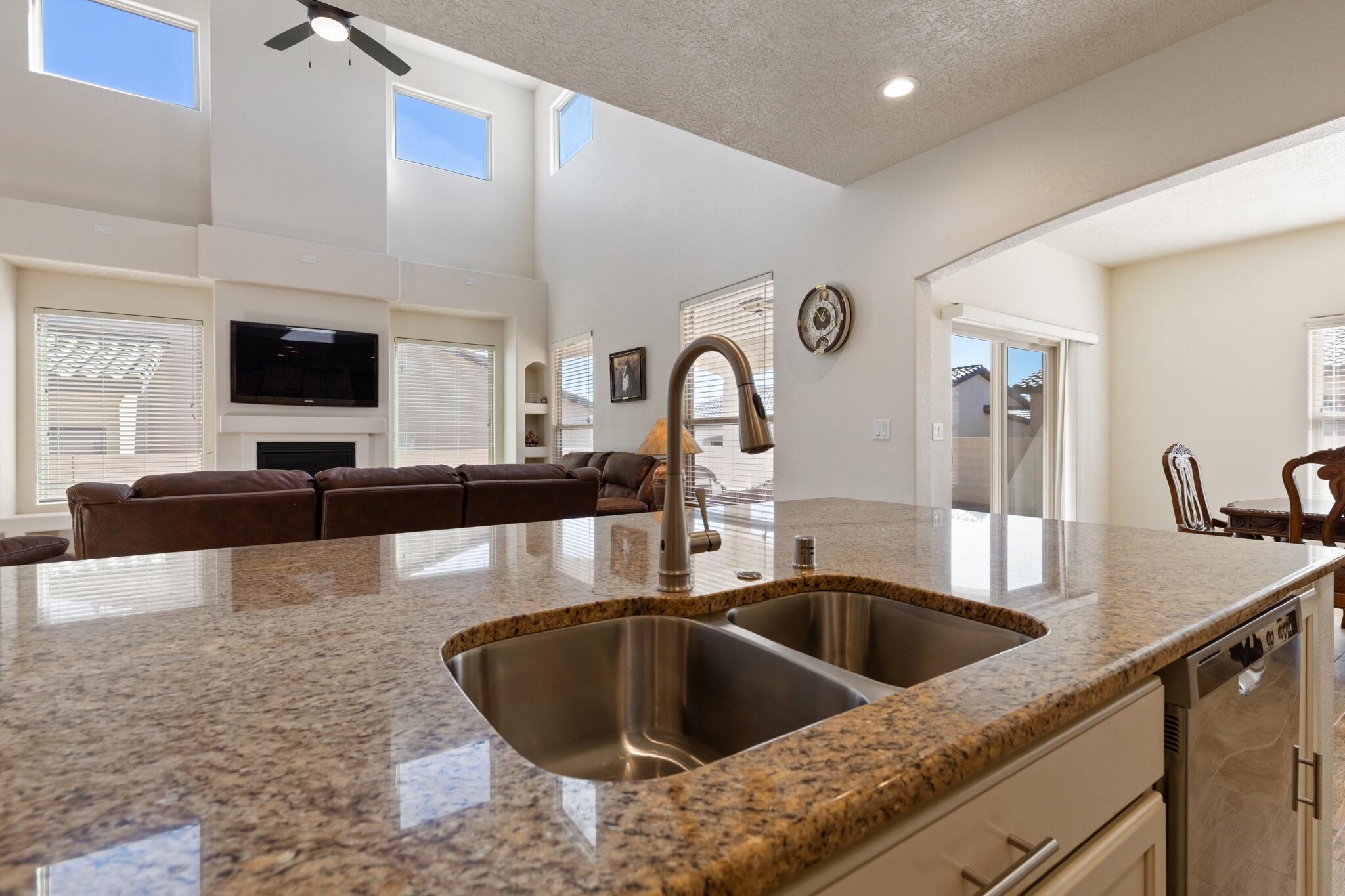 5915 S Sandia Court, Rio Rancho, New Mexico image 9