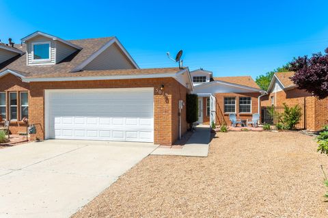 Photo of 5019 Calle De Carino NE, Albuquerque, NM 87111 (MLS # 1102089)