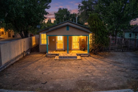 Photo of 1303-1305 Iron Avenue SW, Albuquerque, NM 87102 (MLS # 1109233)