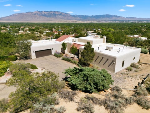 Photo of 489 El Rey Drive, Corrales, NM 87048 (MLS # 1106034)