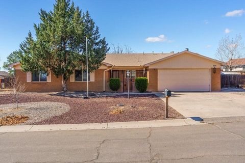 Homes For Sale - 873 Campfire Road<br/> Rio Rancho, NM 87124