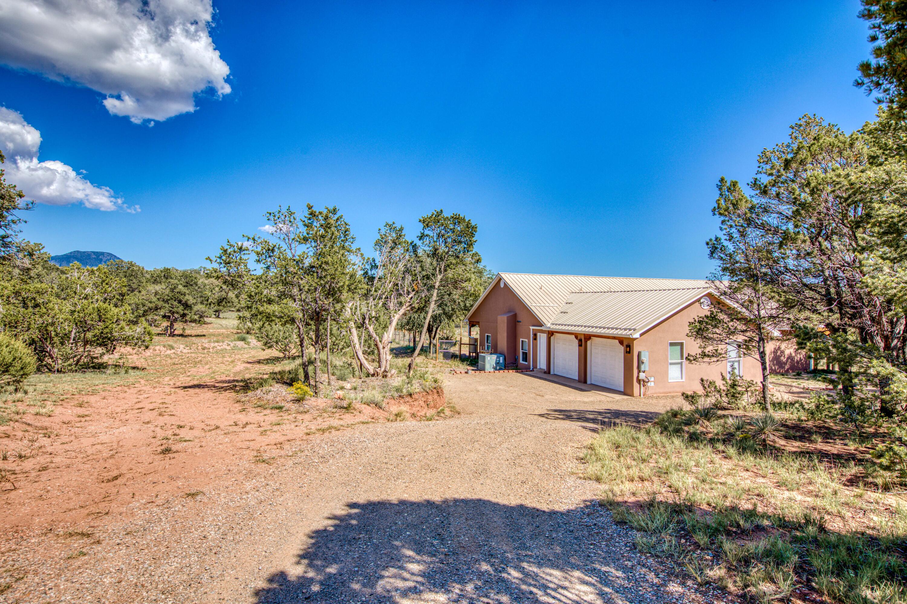 2 Seclusion Court, Sandia Park, New Mexico image 34