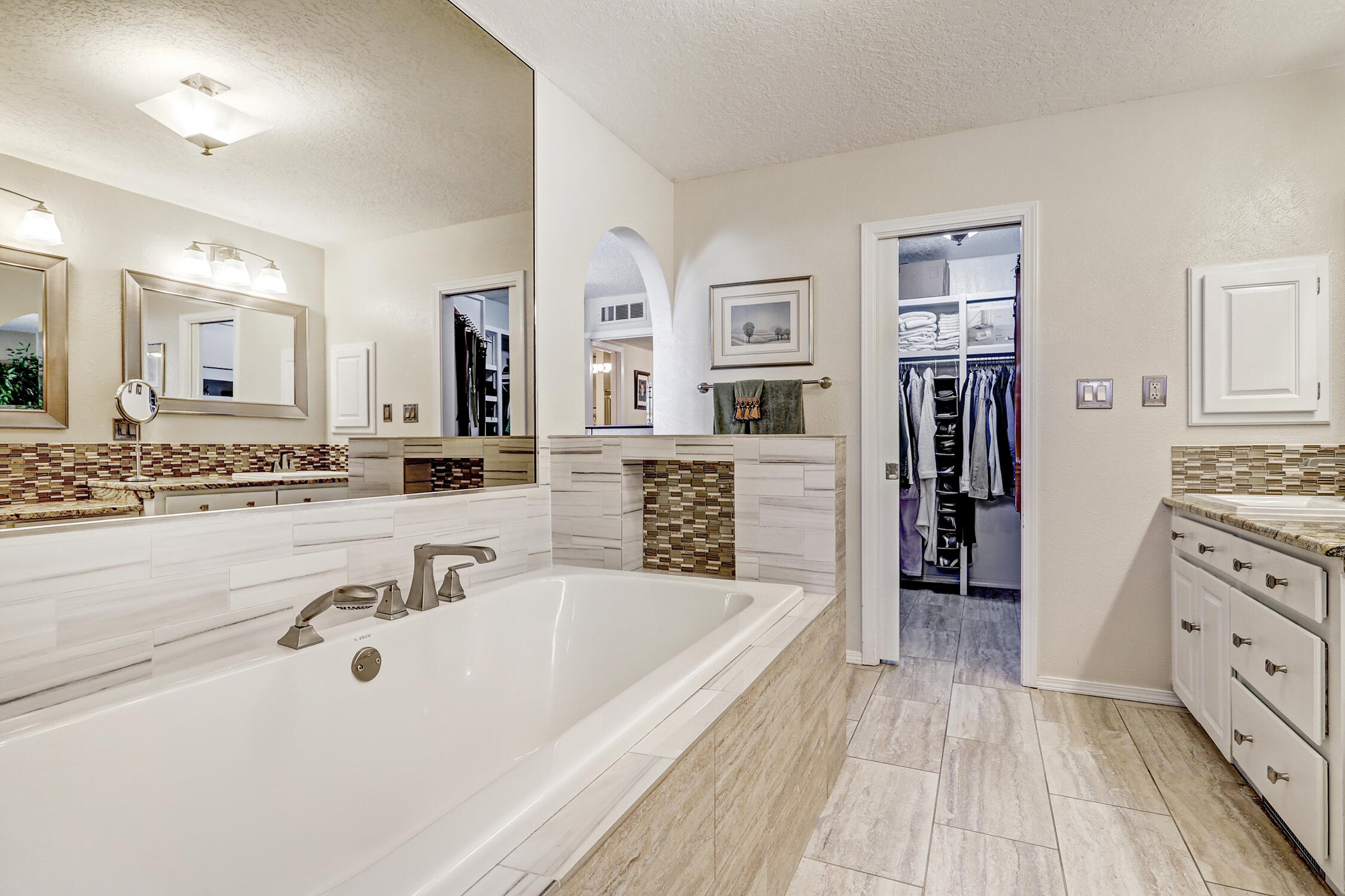 9815 Tanoan Drive, Albuquerque, New Mexico image 20